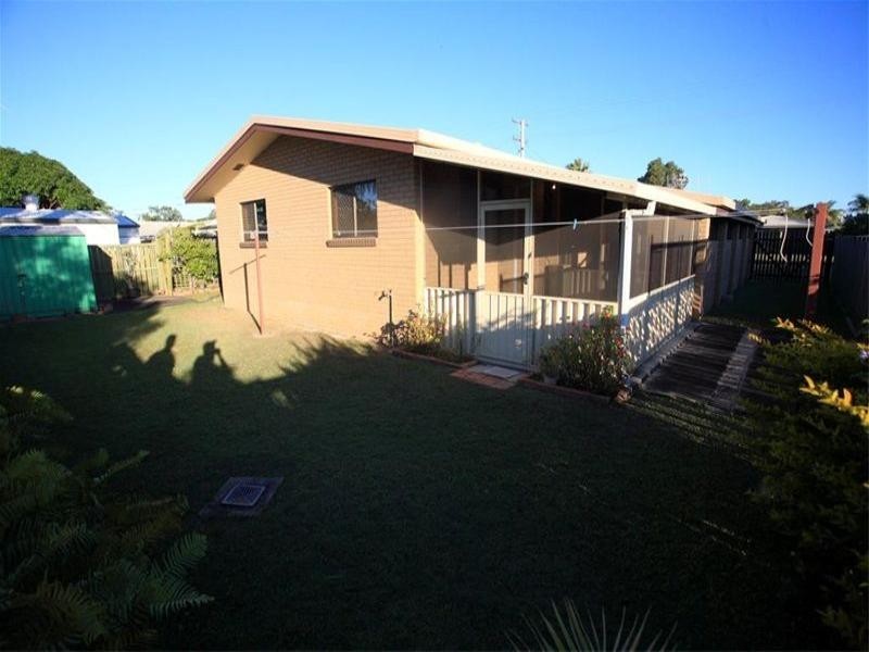 30 Wonga Street, Scarness QLD 4655