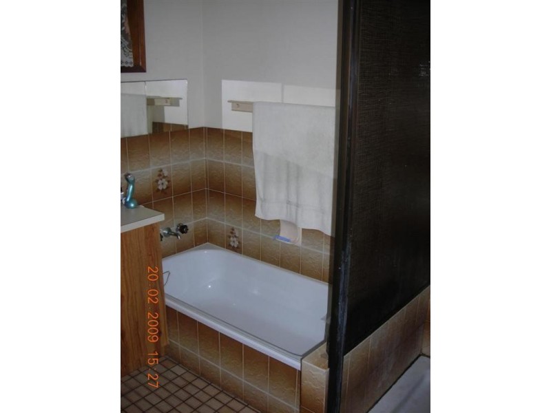 7 Christine Avenue, Torquay QLD 4655