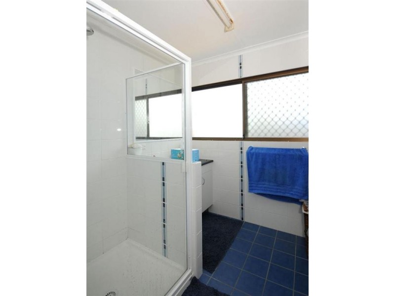 24 Kuruman Street, Scarness QLD 4655