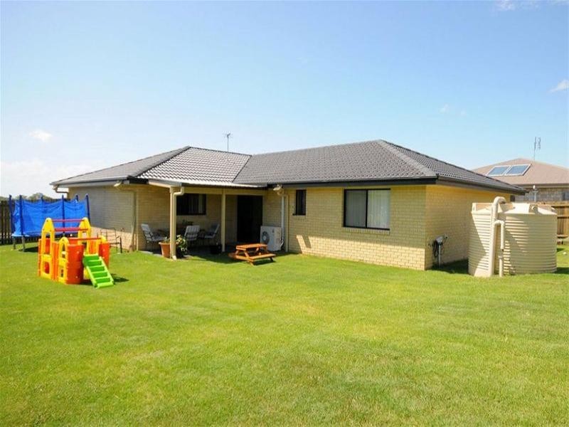 11 Bayridge Heights Drive, Hervey Bay QLD 4655