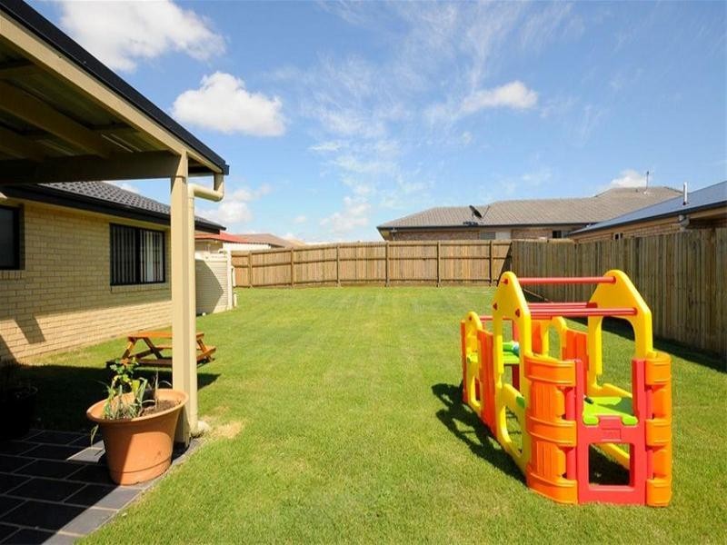 11 Bayridge Heights Drive, Hervey Bay QLD 4655