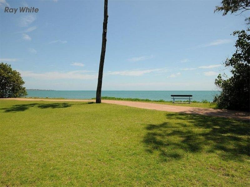 340 Esplanade, Scarness QLD 4655