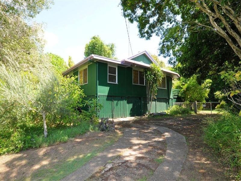 340 Esplanade, Scarness QLD 4655