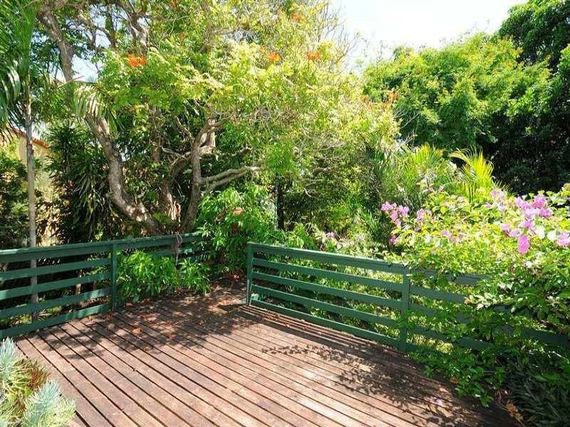 340 Esplanade, Scarness QLD 4655