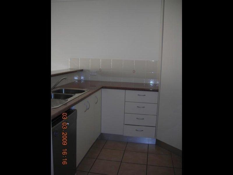 4/66 Winchelsea Street, Pialba QLD 4655