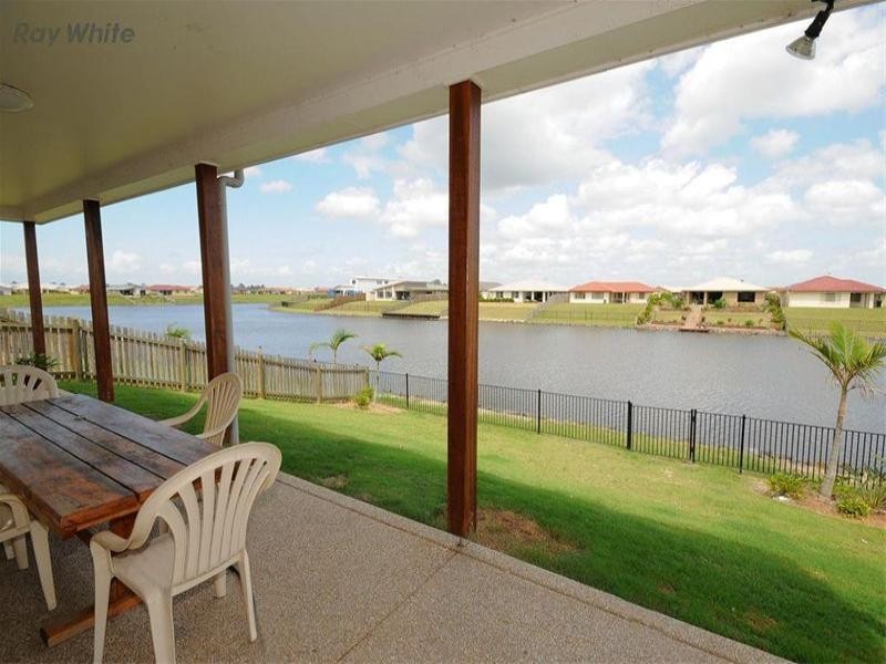 15 Lady Nelson Drive, Eli Waters QLD 4655