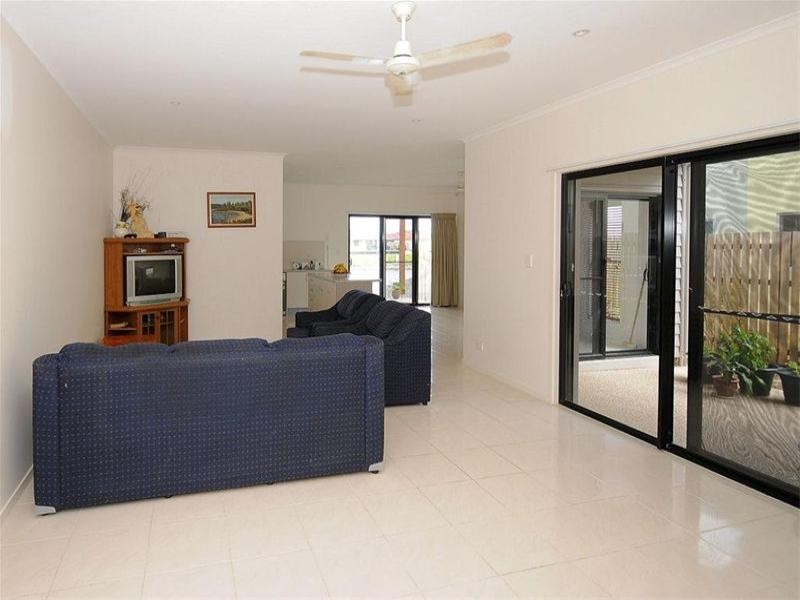 15 Lady Nelson Drive, Eli Waters QLD 4655