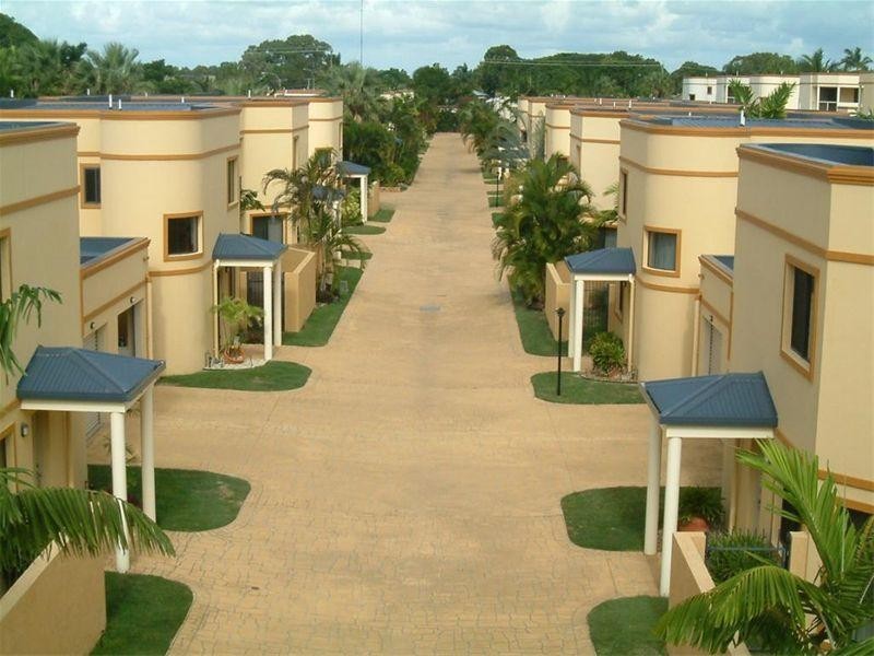 11/33 Elizabeth Street, Urangan QLD 4655