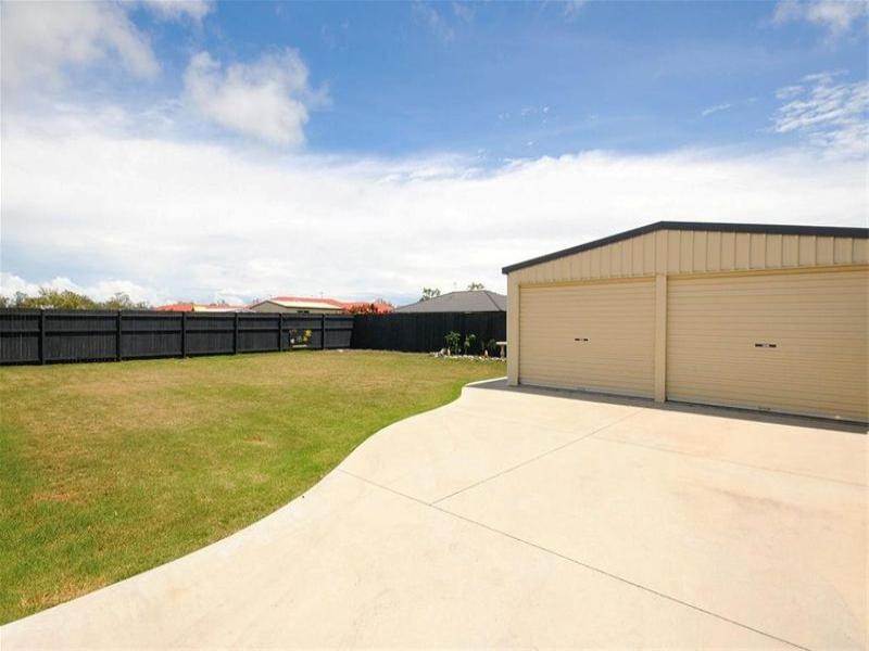 83 Martin Street, Point Vernon QLD 4655