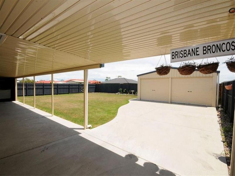 83 Martin Street, Point Vernon QLD 4655