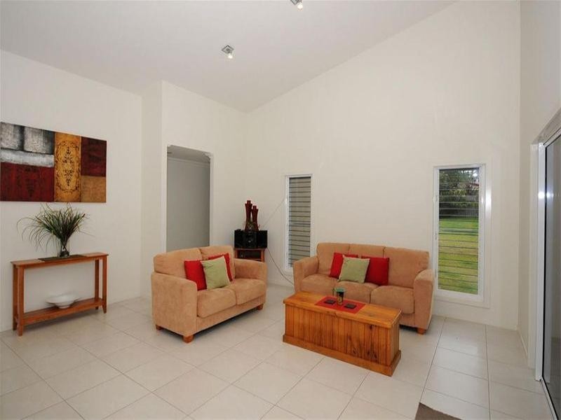 1/34 Hughes Road, Wondunna QLD 4655