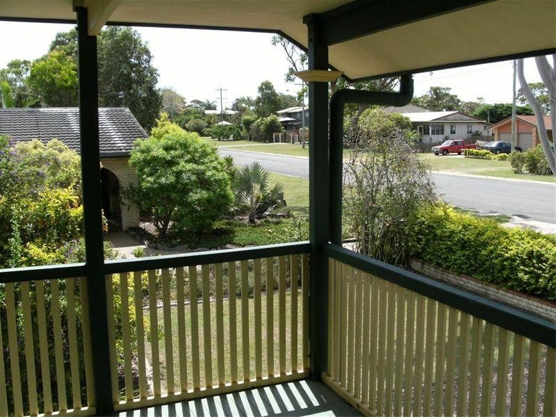 23 Helsham, Point Vernon QLD 4655