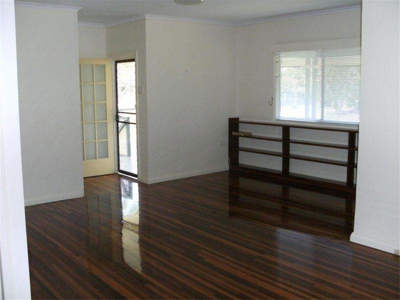 23 Helsham, Point Vernon QLD 4655