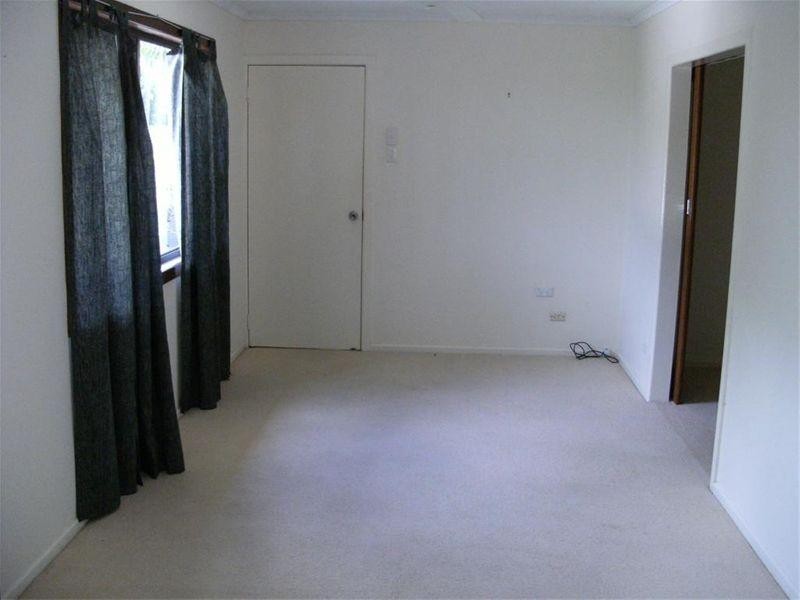 23 Helsham, Point Vernon QLD 4655
