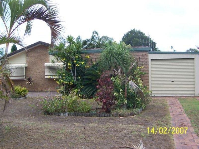53 South Street, Urangan QLD 4655
