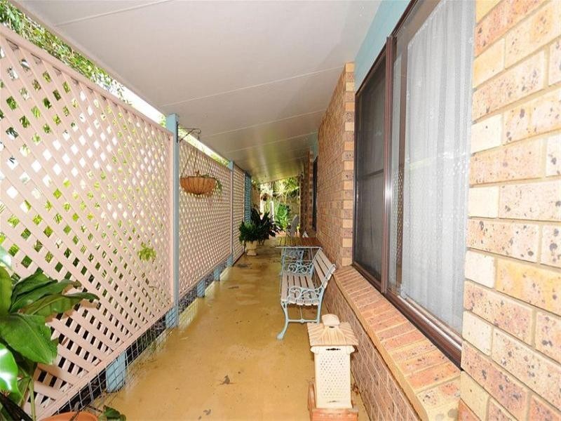 16 Preston Street, Point Vernon QLD 4655