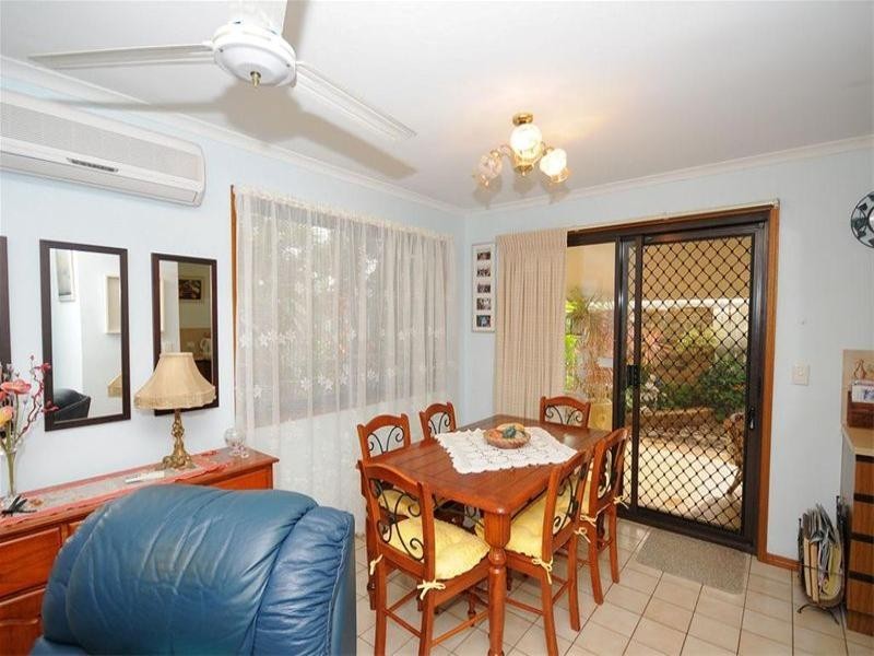 16 Preston Street, Point Vernon QLD 4655