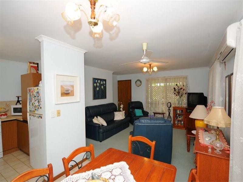 16 Preston Street, Point Vernon QLD 4655