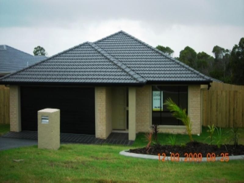 Nikenbah QLD 4655