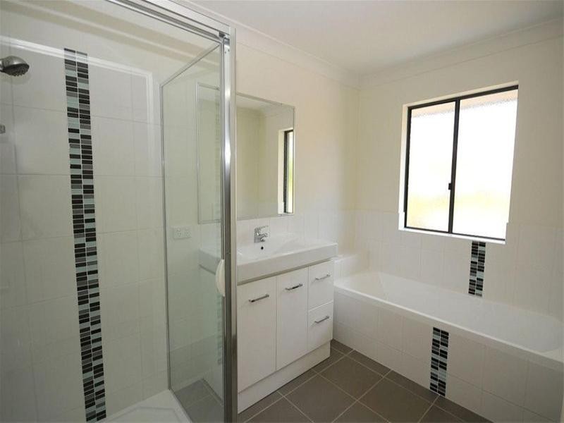 115 Torquay Road, Scarness QLD 4655