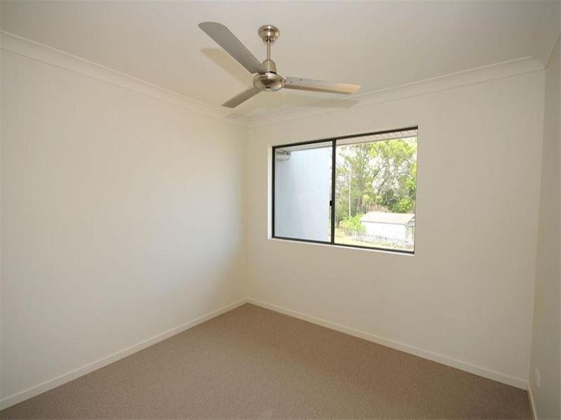 115 Torquay Road, Scarness QLD 4655