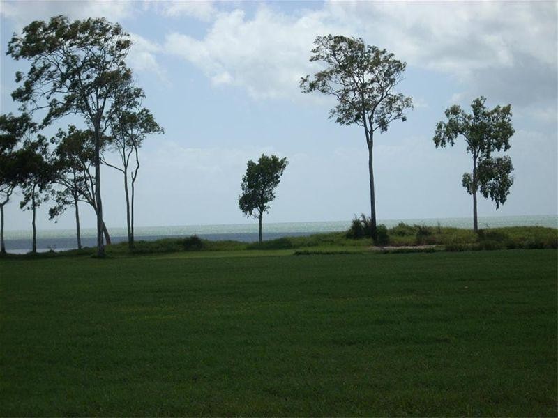 2 Pavilion Court, Burrum Heads QLD 4659