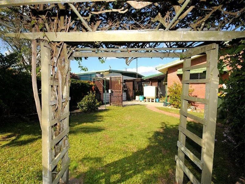 1/786 Boat Harbour Drive, Urangan QLD 4655