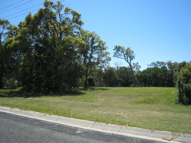 32 Beacon Road, Booral QLD 4655