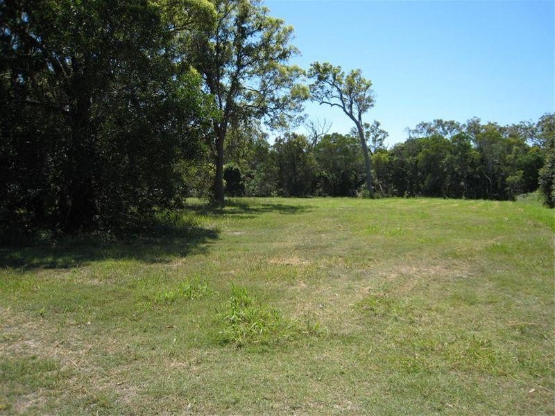 32 Beacon Road, Booral QLD 4655