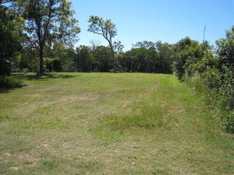 32 Beacon Road, Booral QLD 4655