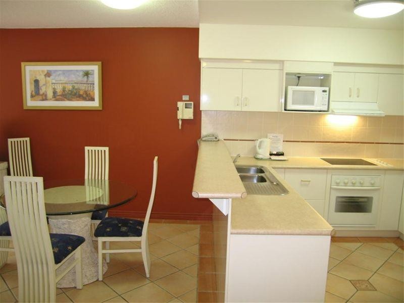 107/397 Esplanade, Torquay QLD 4655