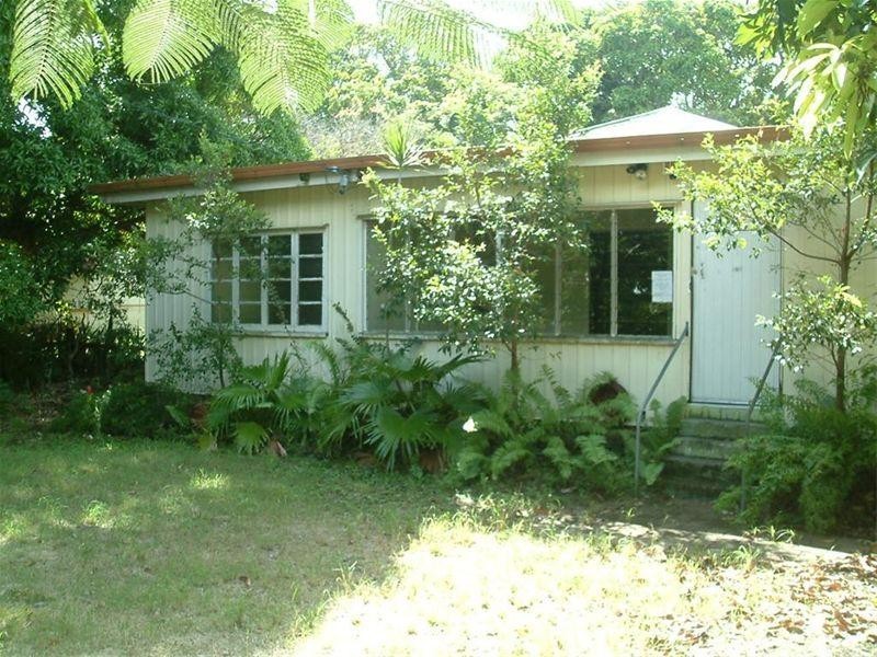 16 & 18 Scarborough Street, Scarness QLD 4655