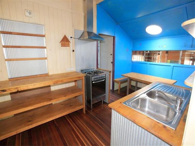 16 & 18 Scarborough Street, Scarness QLD 4655