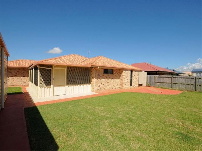 6 Durham Court, Kawungan QLD 4655