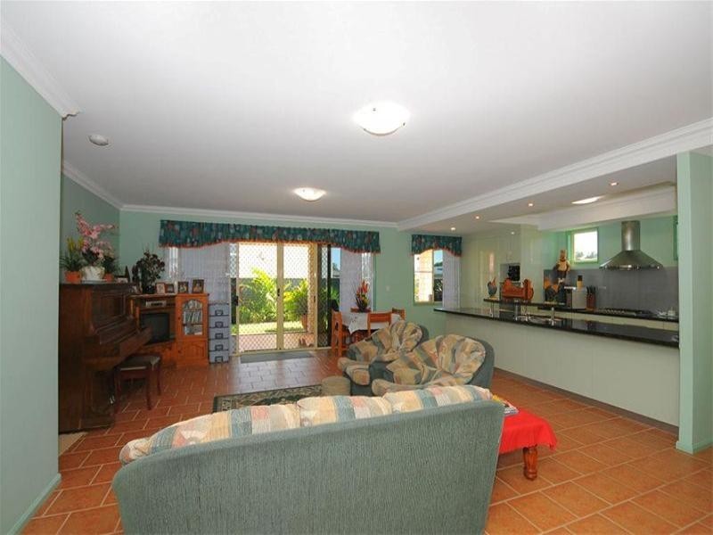 22 Lucas Drive, Burrum Heads QLD 4659