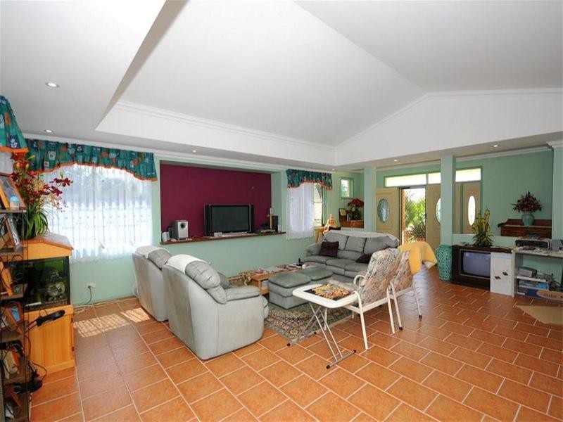 22 Lucas Drive, Burrum Heads QLD 4659