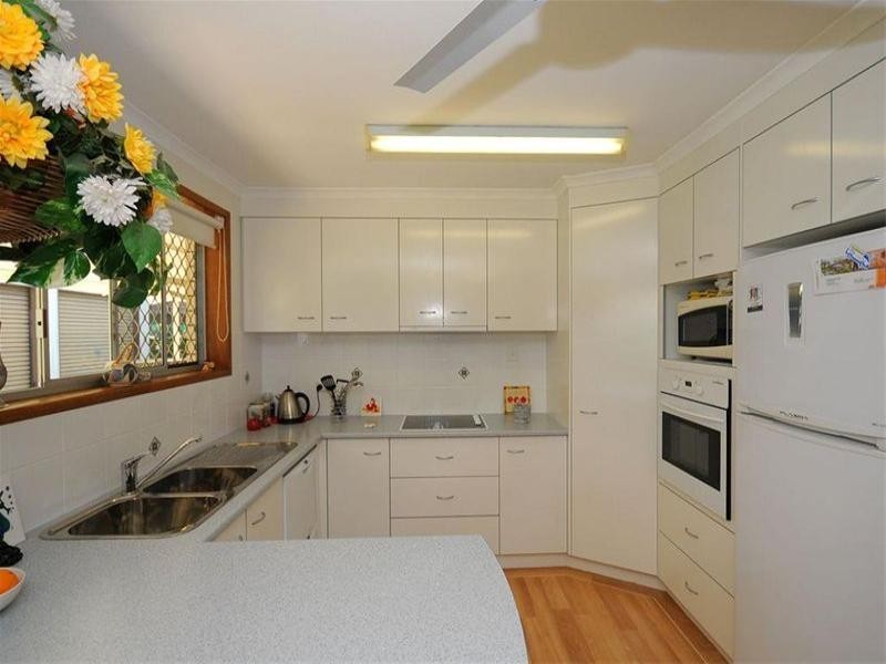 14 Melong Street, Scarness QLD 4655