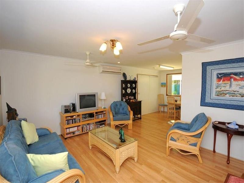 14 Melong Street, Scarness QLD 4655