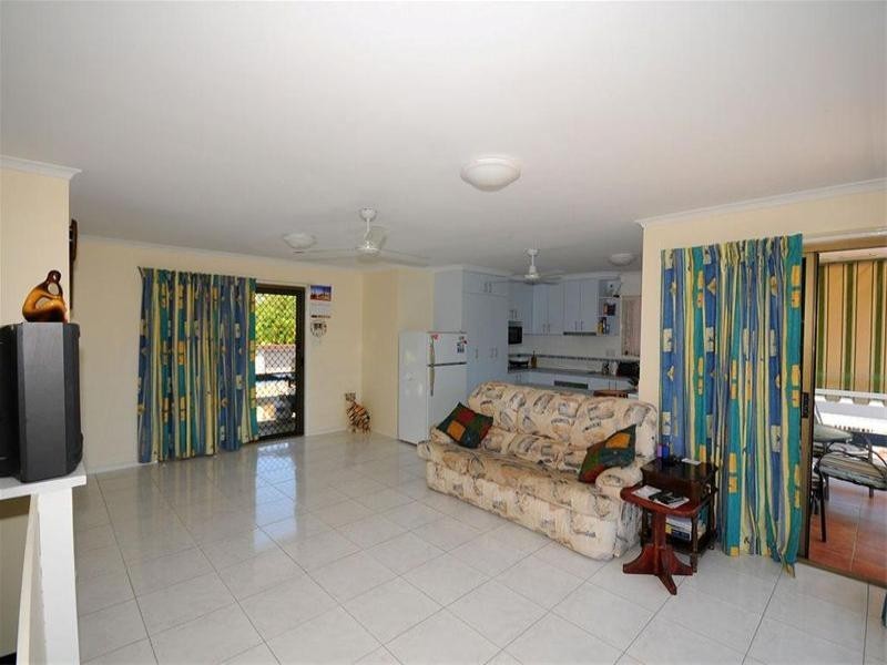 39 Truro Street, Torquay QLD 4655