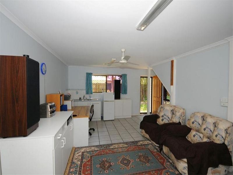 39 Truro Street, Torquay QLD 4655