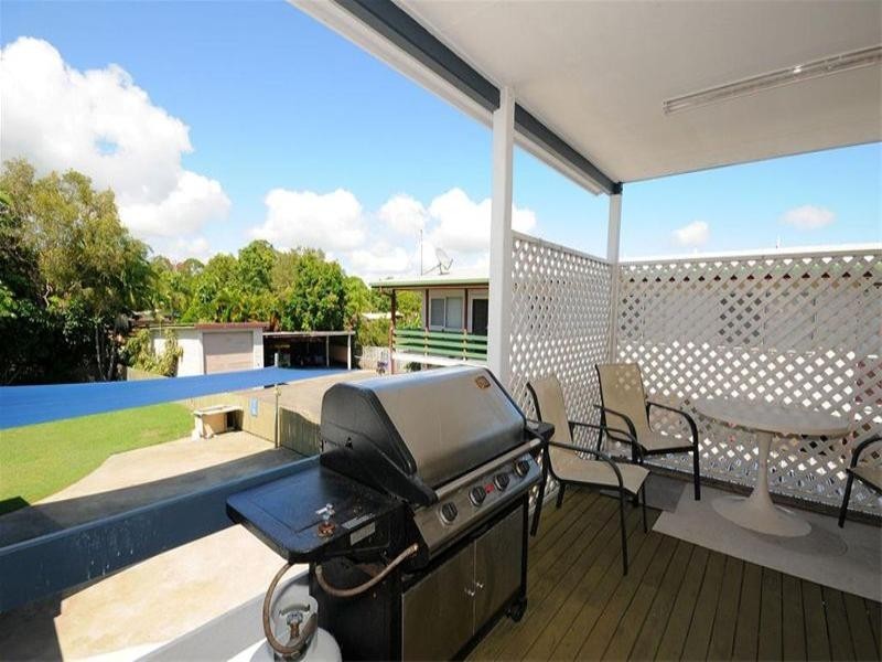39 Truro Street, Torquay QLD 4655