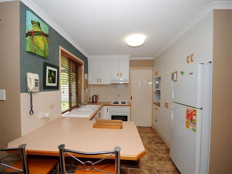 24 Bowerbird Avenue, Eli Waters QLD 4655