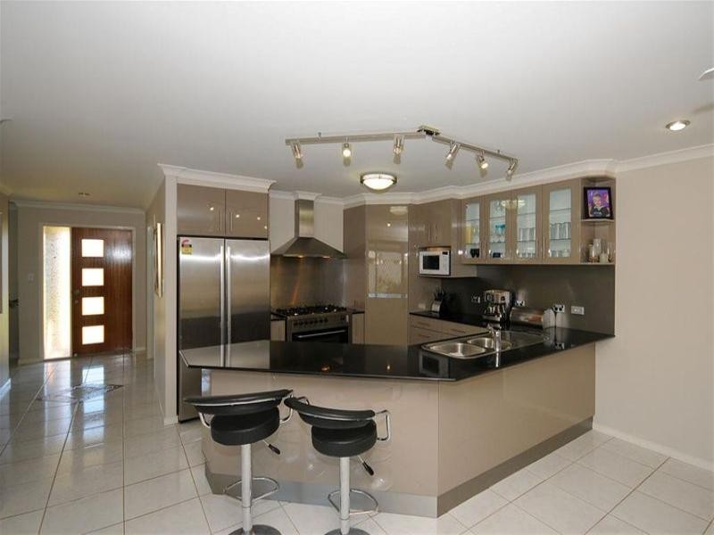 10 Yarrilee Circuit, Dundowran QLD 4655