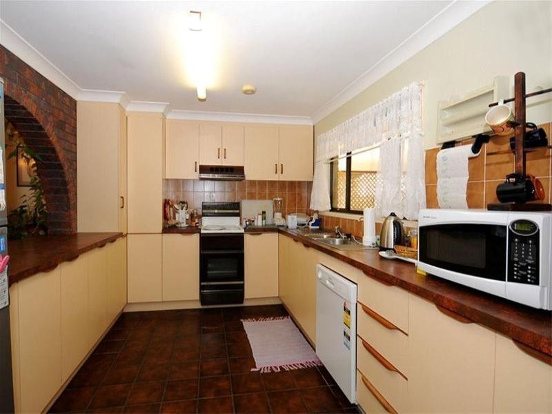 10 Tanna Street, Pialba QLD 4655