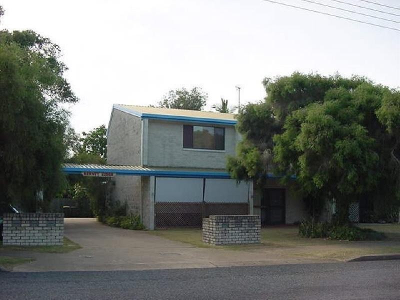 2/25 Hervey Street, Scarness QLD 4655