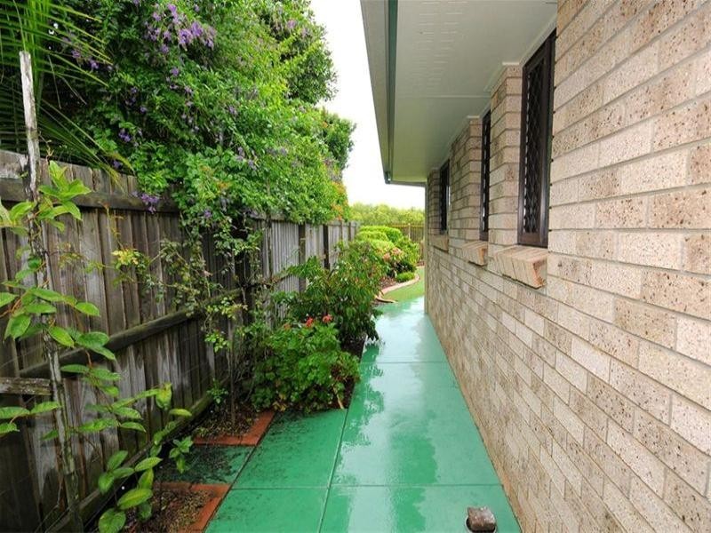 20 Aqualine Drive, Point Vernon QLD 4655