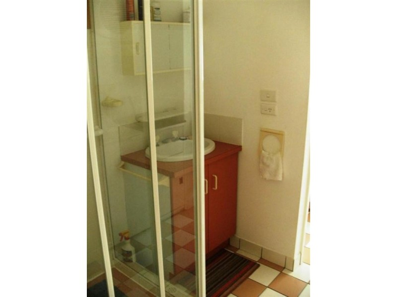 9/12 Freshwater Street, Torquay QLD 4655