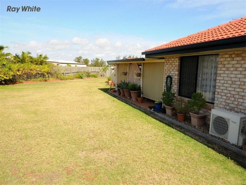 20 Kestrel Court, Eli Waters QLD 4655