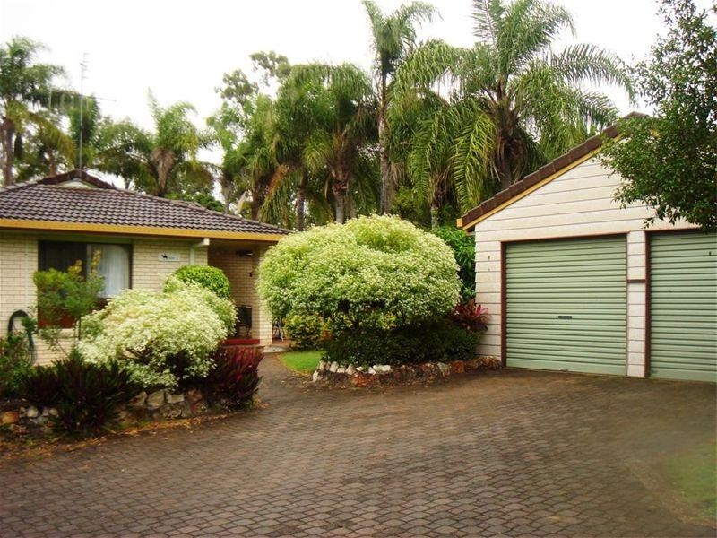 2/5 Totness Street, Scarness QLD 4655