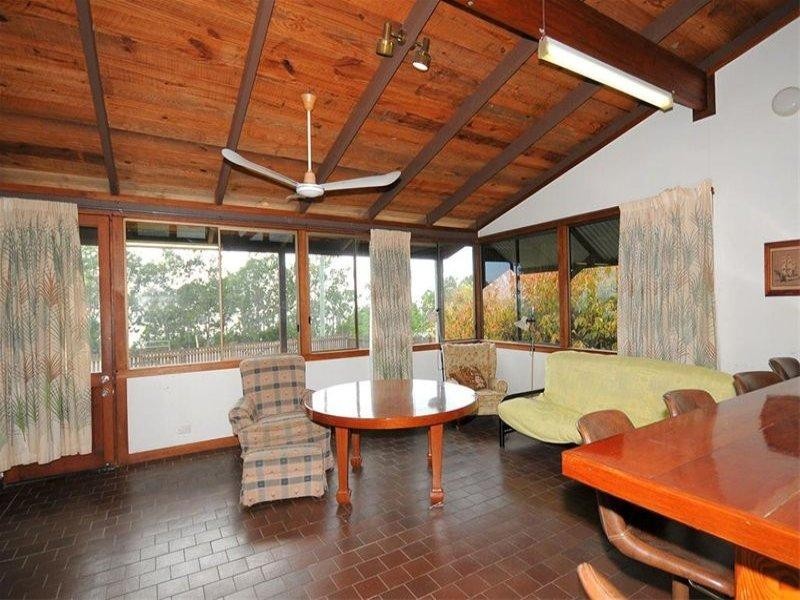 50 Esplanade, Point Vernon QLD 4655